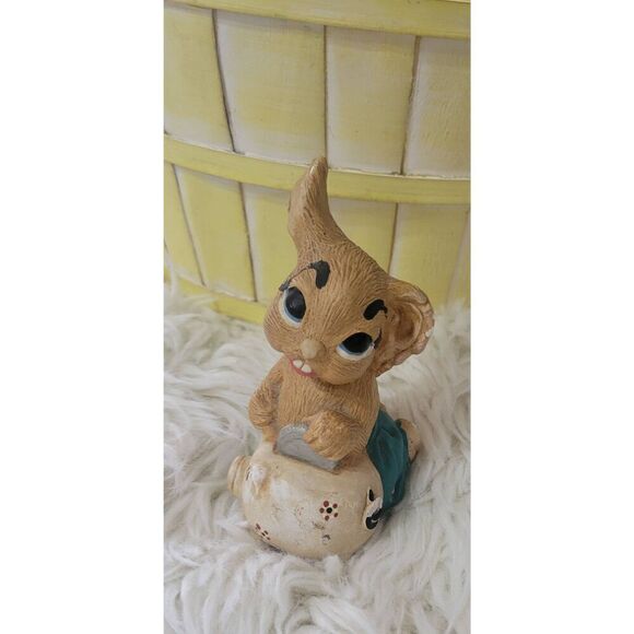 Vintage Rabbit Figurine Pepiware Bunny England Stoneware Easter "Penny" - Picture 1 of 7
